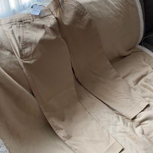 Kakhi capris never worn